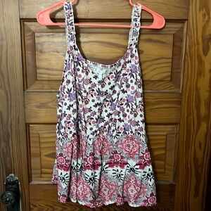 Maurice’s tank top